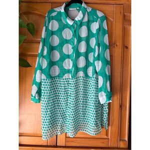 Susan Graver Blouse  Woman Kelly Green Polka Dot Semi Sheer Button Up Tunic SZ 2